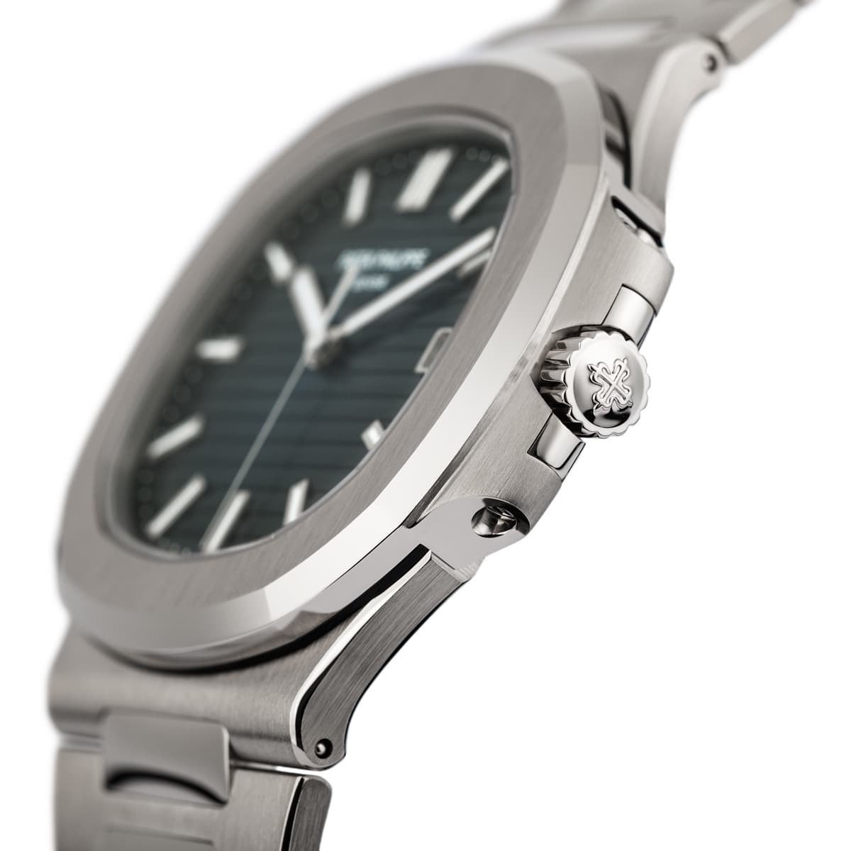 Side view of the Patek Philippe Nautilus 5711/1A with blue dial and steel case