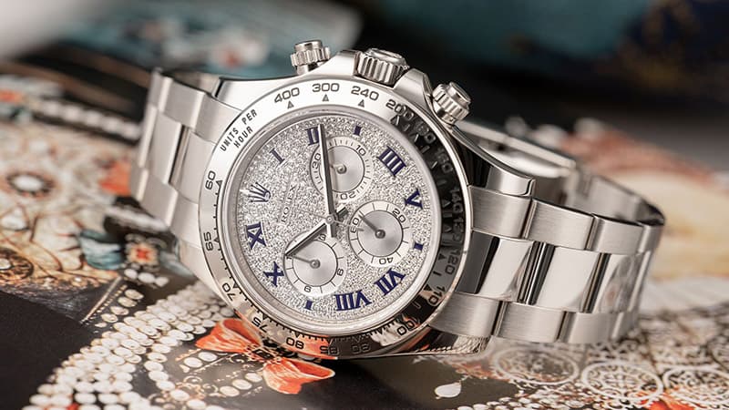 Inline - Rolex Daytona in yellow gold with meteorite dial