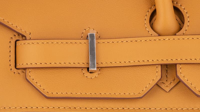 Hermès Birkin Leather and Stitching