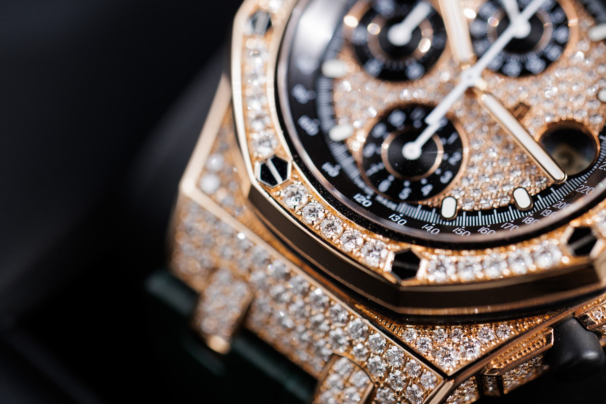 Audemars Piguet Royal Oak Offshore 26067OR diamond-set chronograph in rose gold, diamond-set dial and bezel