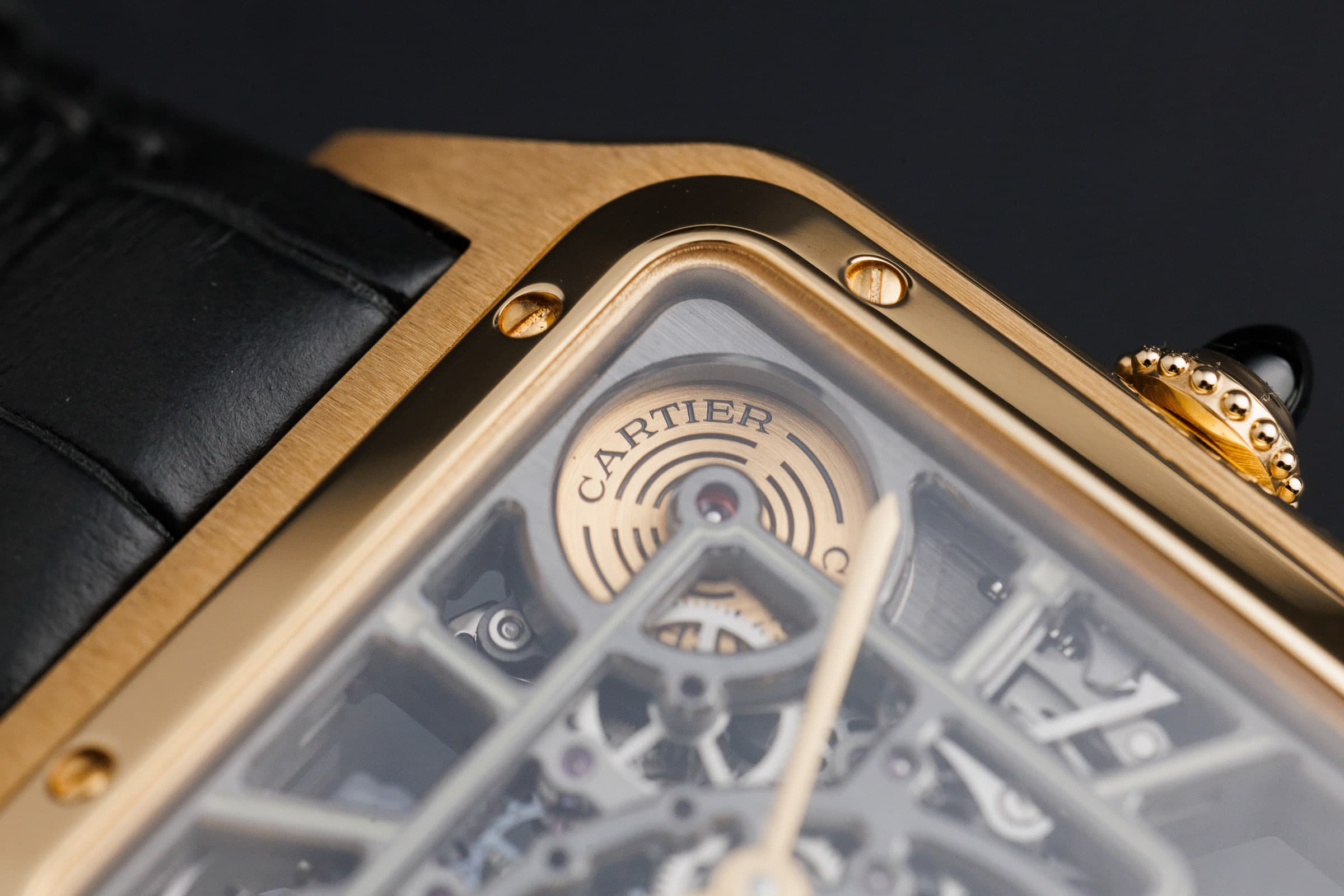 Cartier Santos-Dumont Skeleton WHSA0043 in gold, skeleton dial detail
