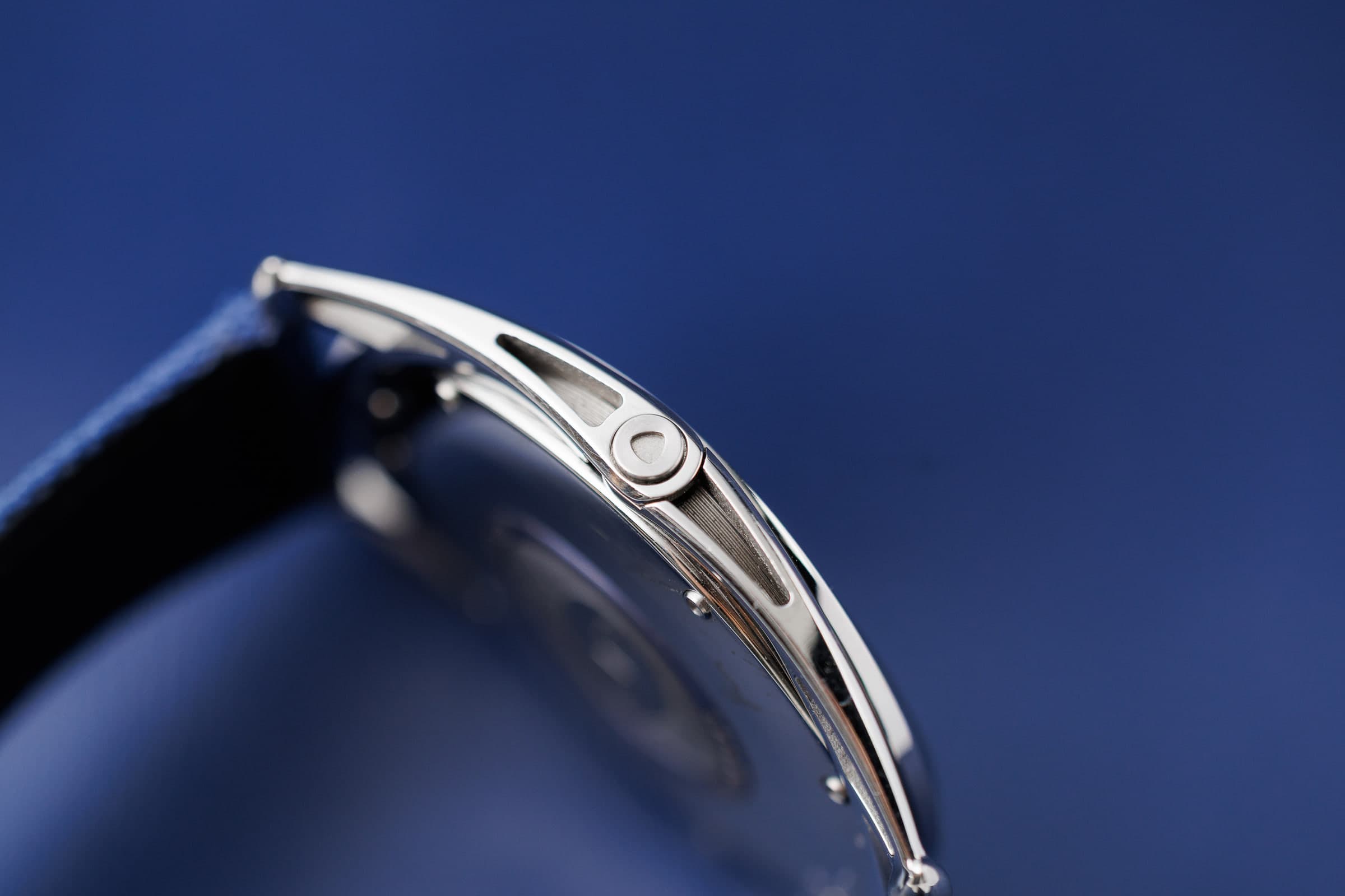 De Bethune DB28XP Starry Sky tourbillon, side profile