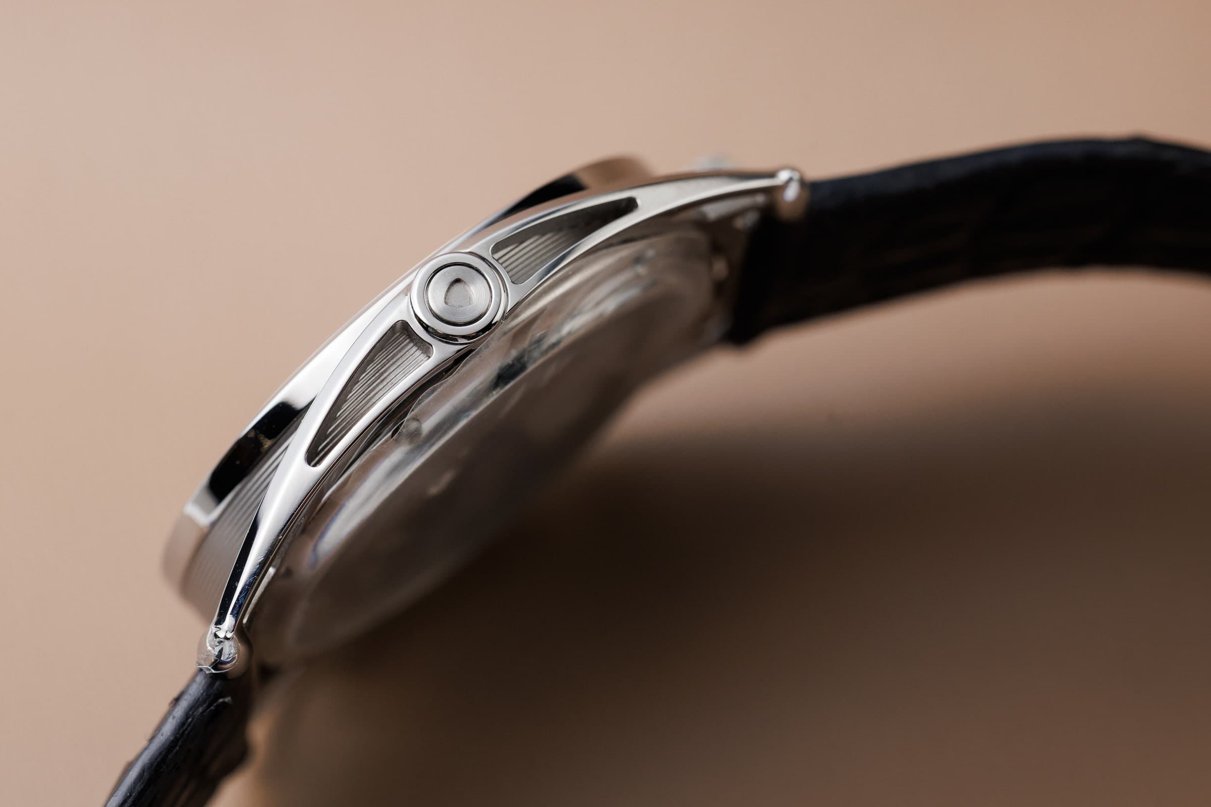 De Bethune DB27 Titan Hawk in titanium, side profile