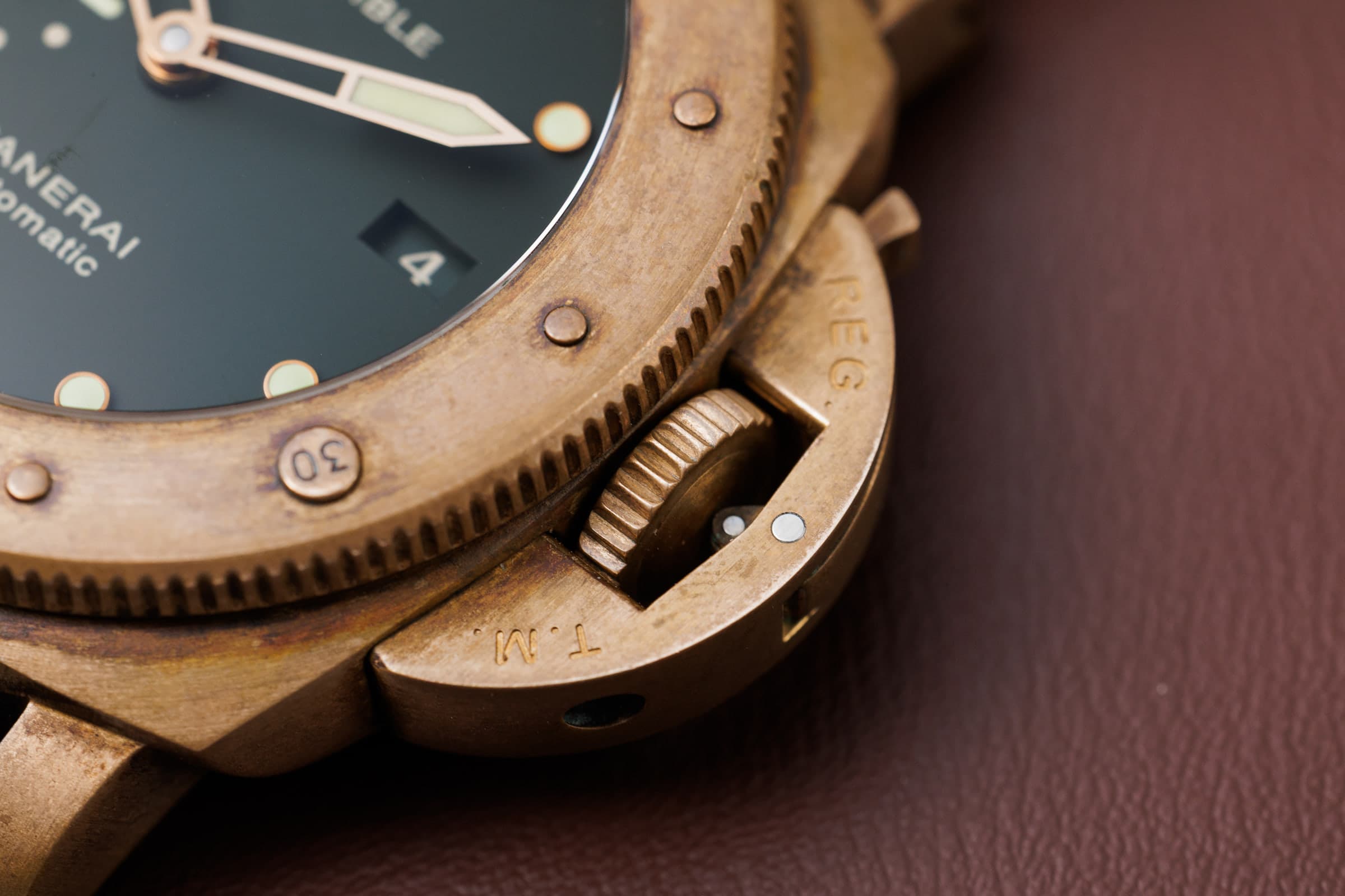 Panerai Luminor Submersible 1950 in bronze, crown guard
