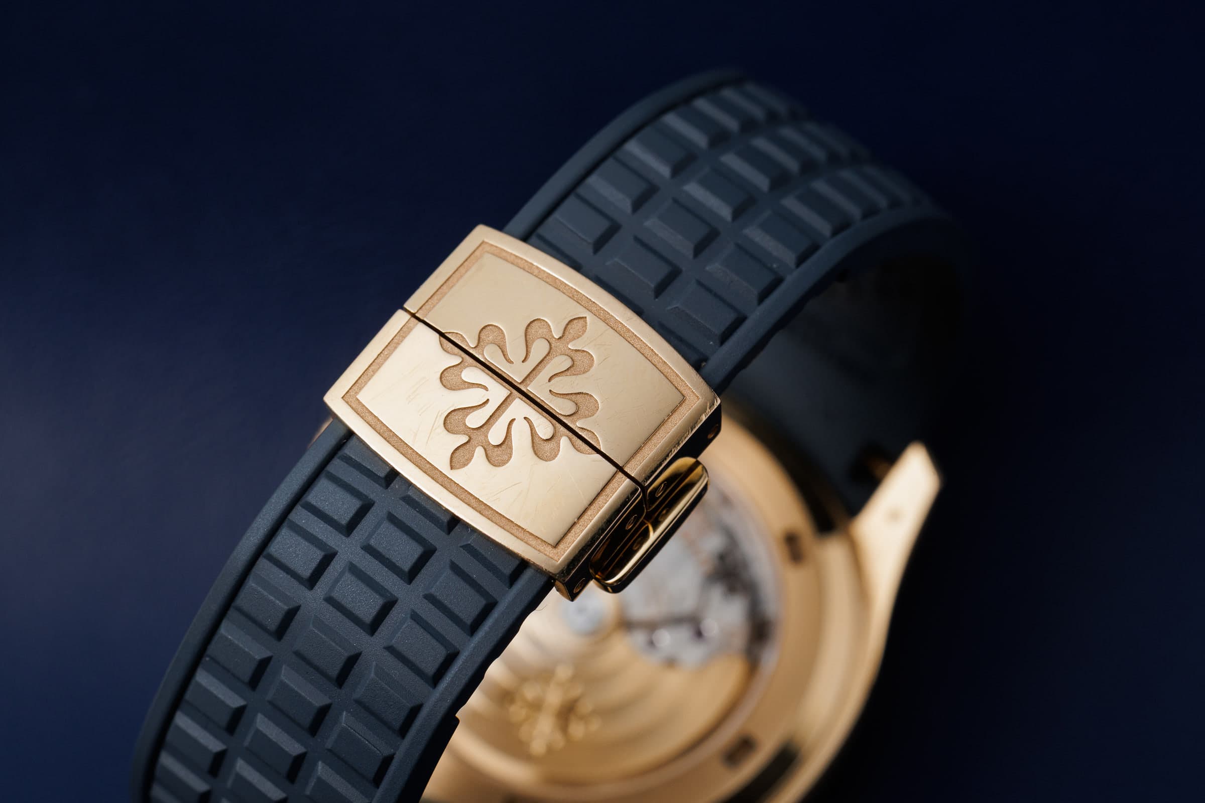 Patek Philippe Aquanaut Luce Annual Calendar 5261R-001 in rose gold, fold-over clasp